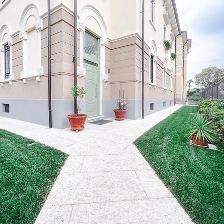 Via Poma Rooms Verona Exterior photo